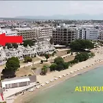 With Private Pool In Altinkum مكان تخييم ديديم