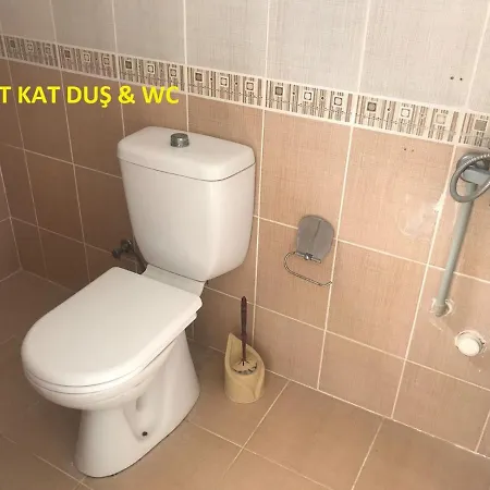 Kemping Altinkumda 12 Kisilik Oezel Havuzlu Villa *