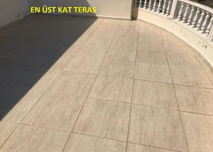 Campeggio With Private Pool In Altinkum *